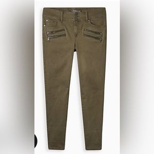 TORRID SIZE 20 **JEGGING SKINNY SUPER SOFT HIGH-RISE MULTI ZIP JEAN** GREEN